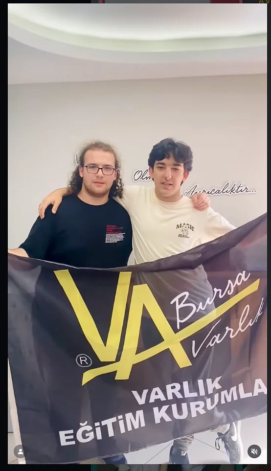 251204_0944_cd3d7233